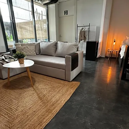 Luxury With Garden Terrace, Bm Garden No1, Free Parking *