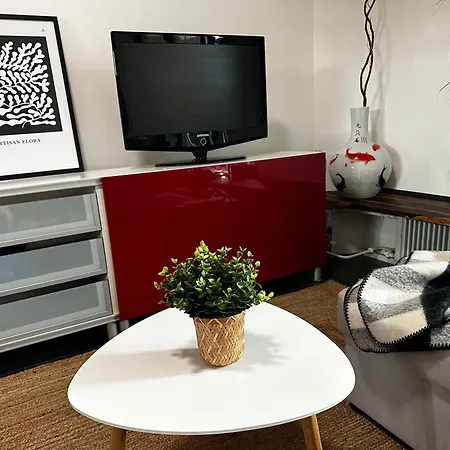 Luxury With Garden Terrace, Bm Garden No1, Free Parking Διαμέρισμα