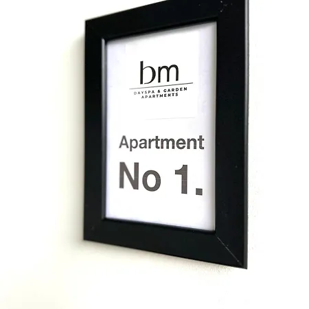 Luxury With Garden Terrace, Bm Garden No1, Free Parking *