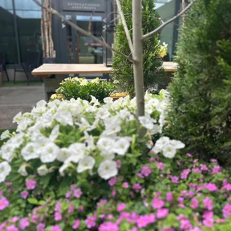 Luxury With Garden Terrace, Bm Garden No1, Free Parking *