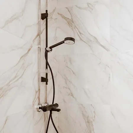 Luxury With Garden Terrace, Bm Garden No1, Free Parking *