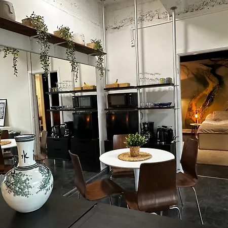 Unique Boutique Terrace In Centrum, Bm Garden No1, Free Parking להטי