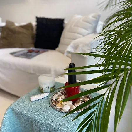 Unique Boutique Terrace In Centrum, Bm Garden No1, Free Parking * להטי