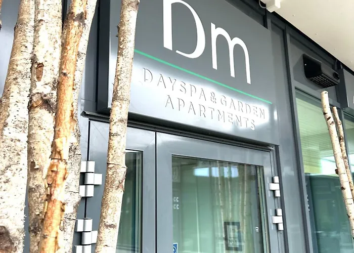 Luxury With Garden Terrace, Bm Garden No1, Free Parking شقة