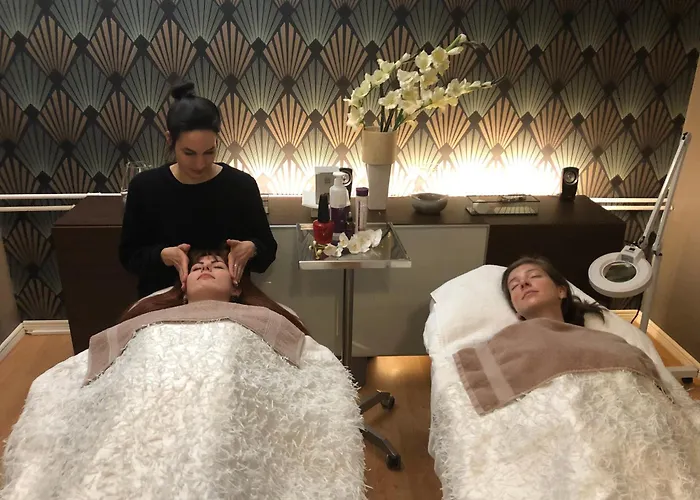 Luxury With Garden Terrace, Bm Garden No1, Free Parking لاهتي